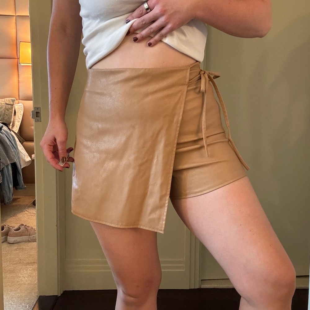 Zara Camel Faux Leather Skort